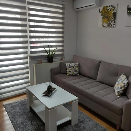 Marija, Lukavica, Istocno Sarajevo アパート